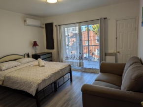 Comfy apartment close to Metro with self check in